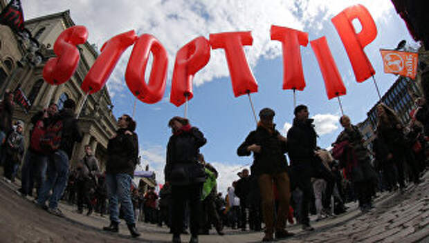 Акция протеста против соглашений о трансатлантической торговле в Европе в Ганновере