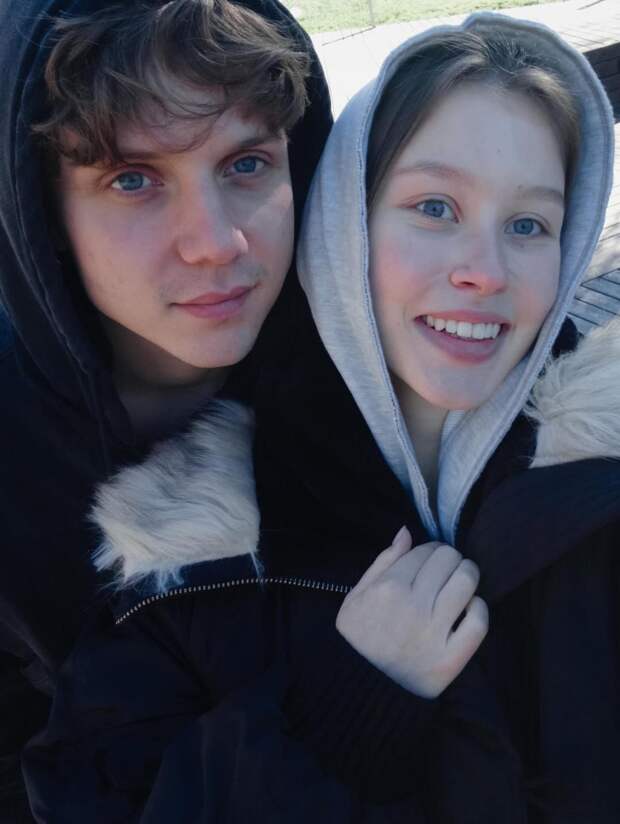 Мария Погребняк усомнилась в словах Ксении Собчак о «пиар-романе» Вани Дмитриенко и Анны Пересильд