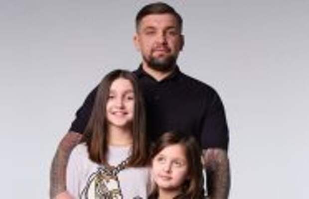 Шоу-бизнес: Как хулигану-рэперу Басте удалось жениться на богачке, и Почему его стесняются подросшие дочки