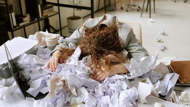 Удаленка или офис: как думаете, что быстрее доведет вас до профессионального выгорания?