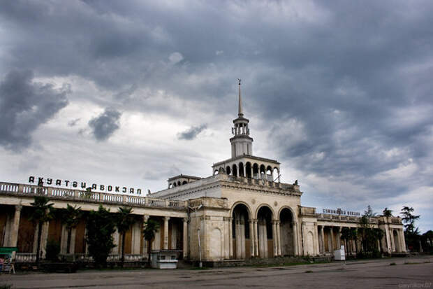 Автовокзал Гагры (фото с сервиса Яндекс Картинки)