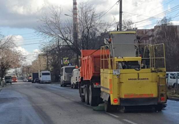 В Туле 2 ноября продолжилась уборка городских улиц