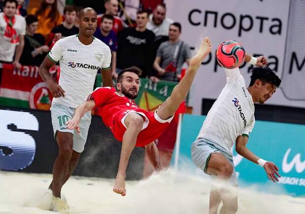 «Локомотив» бронзовел на пляже, Смолов не краснел в Мадриде. Железнодорожники заняли 3-е место на Mundialito-2020 в Москве, экс-игрок «Локо» забил «Реалу»