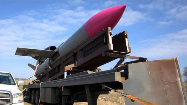 «Томагавки» намного круче наших «Фламинго» – украинский авиа-эксперт