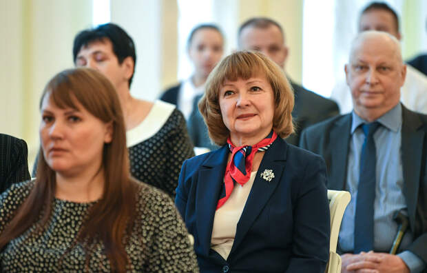 В преддверии Дня народного единства жителям Верхневолжья вручили государственные и региональные награды В преддверии Дня народного единства жителям Верхневолжья вручили государственные и региональные награды
