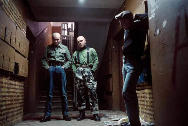 Гопники 90-х. Фото Лиз Сарфати с сайта https://glancejournal.ru