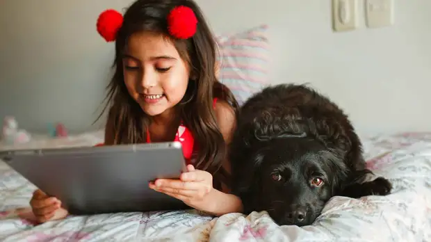 «Тема бессмертного героя»: нейропсихолог рассказала, какие мультфильмы опасны для детей