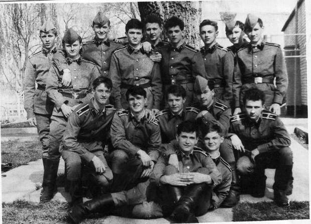 Житомирское военное училище ПВО имени Ленинского комсомола.jpg