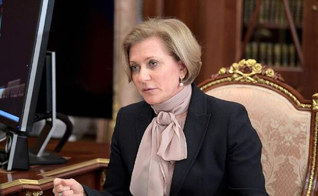 Попова рассказала, как избежать третьей волны COVID-19 в РФ