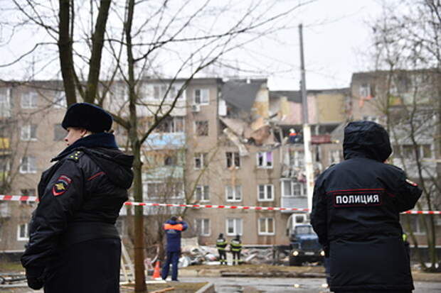 Поймали по "горячим следам": В Петербурге схватили банду мигрантов, едва не убивших девушку