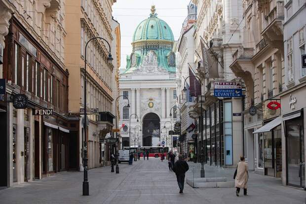 В столице страны ЕС прошел митинг против антироссийских санкций