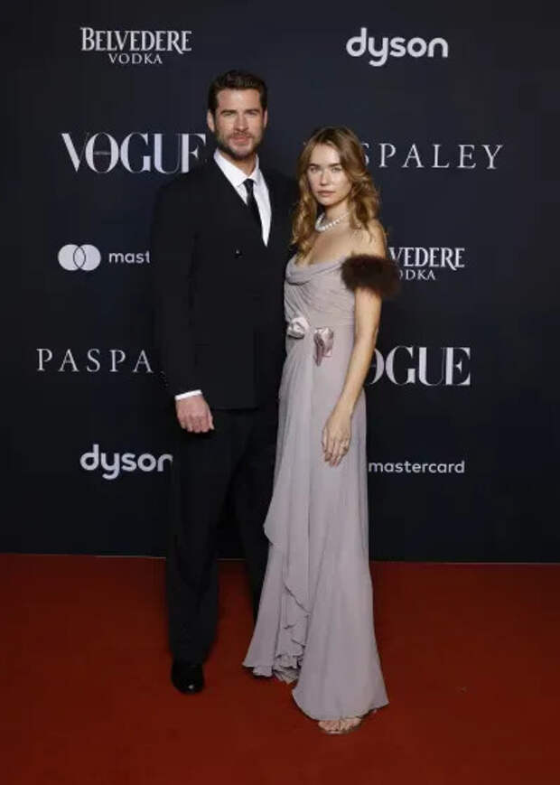 Лиам Хемсворт и Габриэлла Брукс