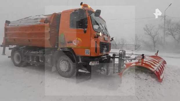 Школы отменили занятия 12 января из-за снегопада во Владивостоке