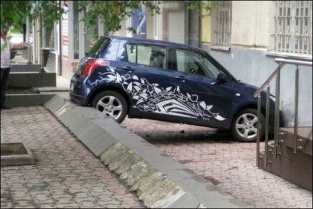 КОГДА ЗА РУЛЬ САДИТСЯ ЖЕНЩИНА