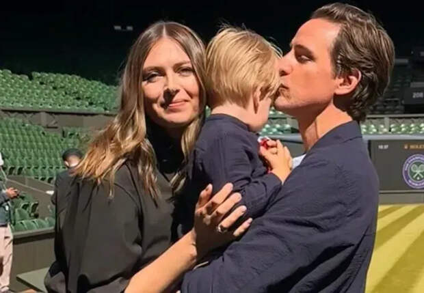 Мария Шарапова и Александр Гилкс с сыном