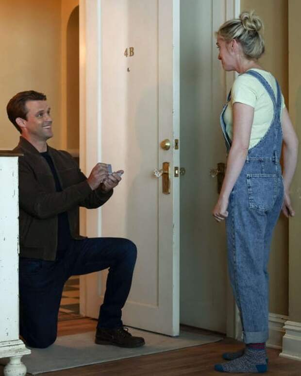 Chicago fire casey proposes to sylvie