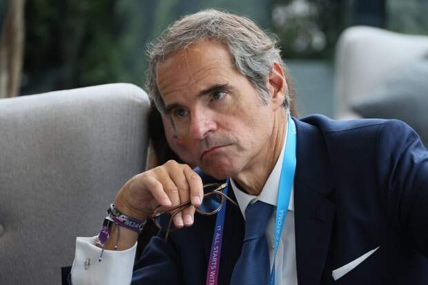 Глава МАГАТЭ призвал к сдержанности после обстрела у АЭС в Иране