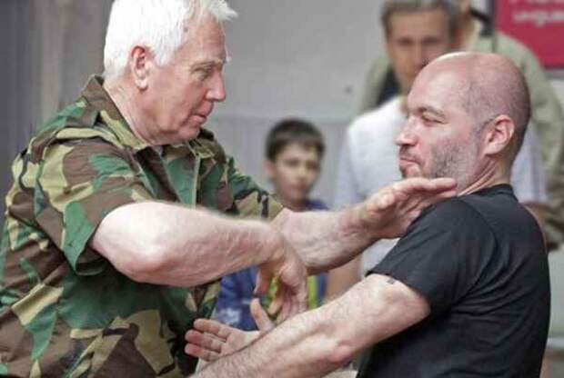 Ветеран спецназа ГРУ рассказал о значении системы рукопашного боя умершего Кадочникова