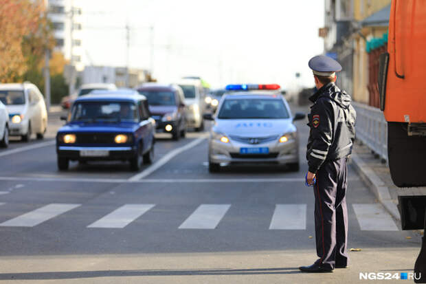 В Красноярском крае полицейский брал взятки с перевозчиков