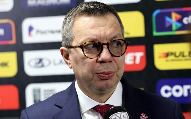 Стало известно имя тренера, который может заменить Галлана на посту главного тренера «Шанхай Дрэгонс»