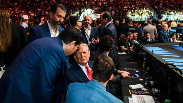 «Отравленная чаша»: авантюры Трампа подбрасывают грязной работы дипломатам – FT