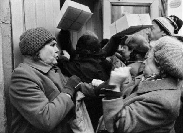 Подборка атмосферных фотографий из 90-х