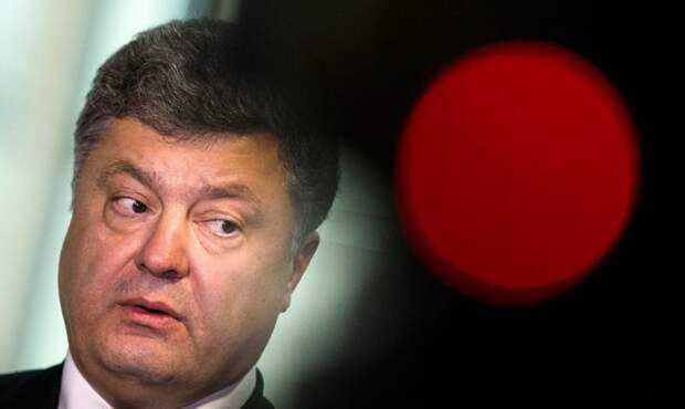 Порошенко ушел со встречи с Путиным без комментариев Порошенко ушел со встречи с Путиным без комментариев