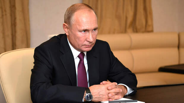Путин: трагедия в Татарстане потрясла всю Россию