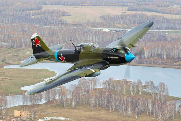 Штурмовик Ил-2 - самый массовый боевой самолет в истории