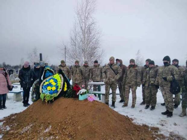 На Донбассе погибла молодая ВСУшница (ФОТО) | Русская весна