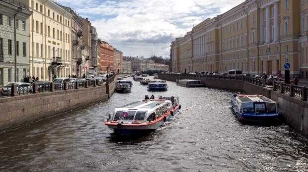 Навигация в Петербурге открылась с новыми правилами и инфраструктурой