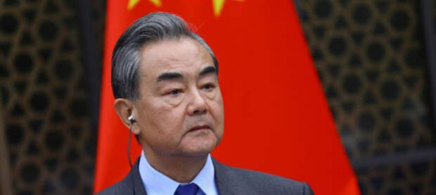 Китай: Права Ирана, расположенного у Ормузского пролива, должны уважаться и защищаться