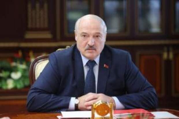 Лукашенко поручил закрыть каждый метр границы Беларуси