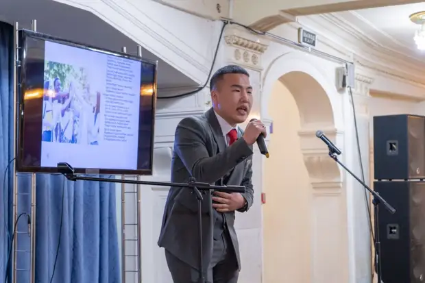 Студенты-иностранцы из Марьиной рощи победили в Олимпиаде по русскому языку