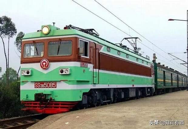 Типичный китайский поезд 1997 г.