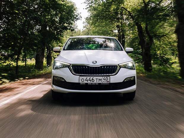 skoda_rapid_63.jpeg.740x555_q85_box-1352,1491,4666,3977_crop_detail_upscale.jpg skoda_rapid_63.jpeg.740x555_q85_box-1352,1491,4666,3977_crop_detail_upscale.jpg