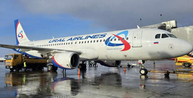 Прокуратура проводит проверку из-за возврата самолета в Пулково