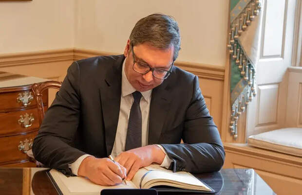 Президент Сербии заявил, что до сентября в стране будет произведена первая тысяча дронов-камикадзе
