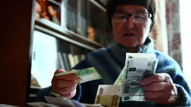 ПФР перечислит выплату к 80-й годовщине открытия Дороги жизни автоматически