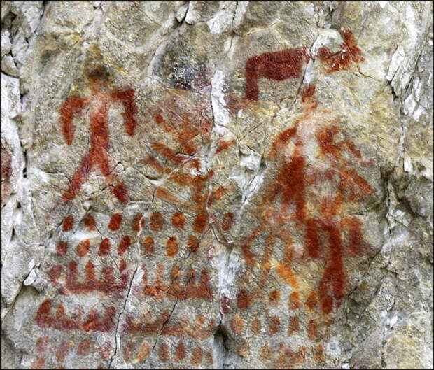 https://siberiantimes.com/PICTURES/SCIENCE/Largi-river-petroglyphs/inside_rock_art_1.jpg