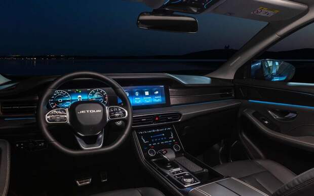 Раскрыта стоимость семиместного кроссовера Jetour с АКП и полным приводом