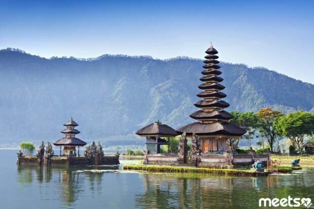 Indonesia Ulun Danu temple