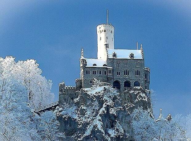 Замок Лихтенштейн, Германия