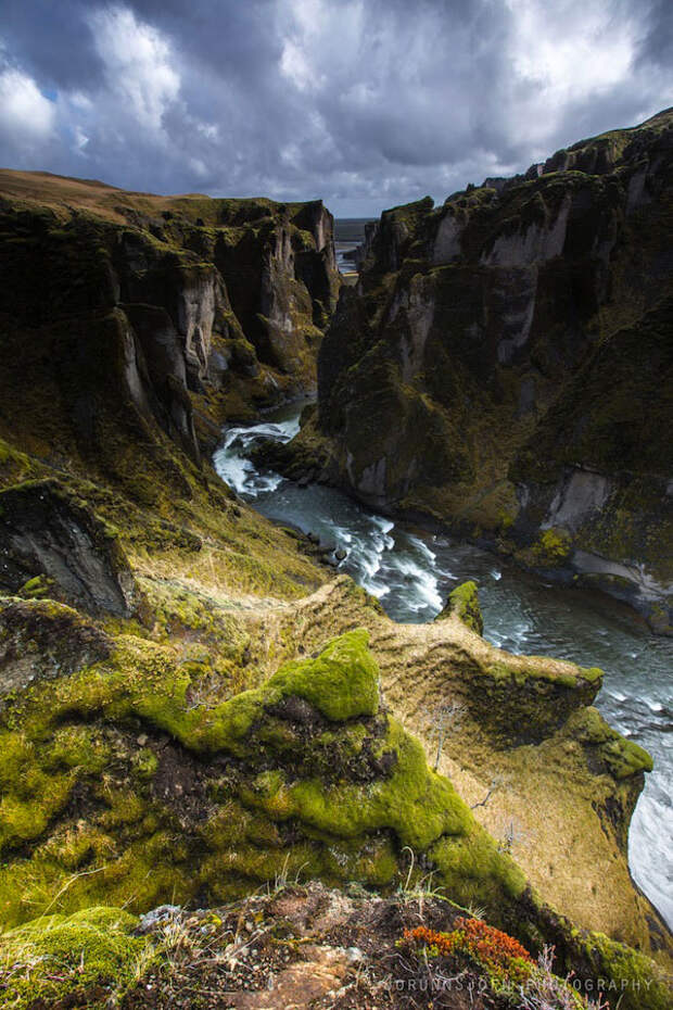 Один из самых красивых каньонов в Исландии