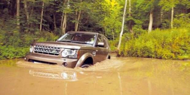 Если надо Land Rover LR4 и проплывет. Если надо Land Rover LR4 и проплывет