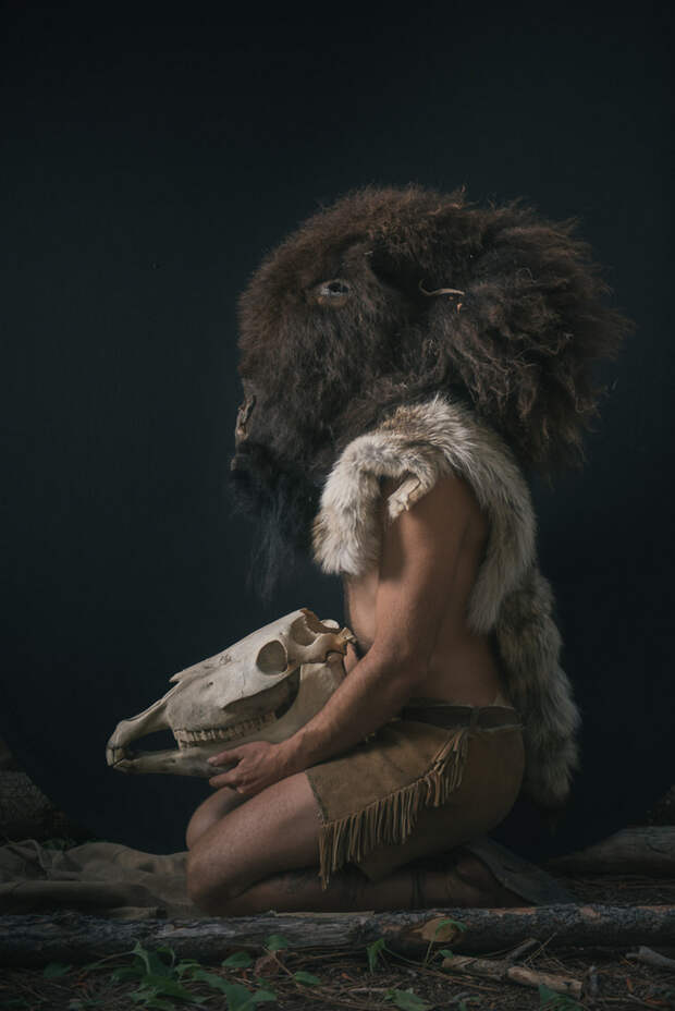 Назад в палеолит: охотники-собиратели 21-го века в фотопроекте «Живущие дикими» 23