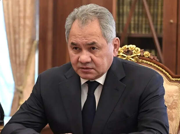 Новость о снятии Сергея Шойгу с должности министра обороны активно обсуждается в западных СМИ