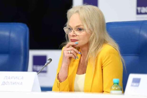 Певица Лариса Долина выступит 8 марта перед банкирами