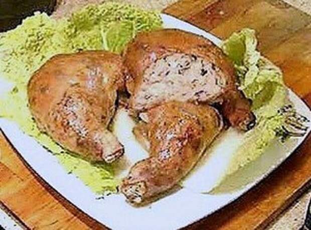 Фото к рецепту: Куриные окорочка фаршированные рисом и грибами