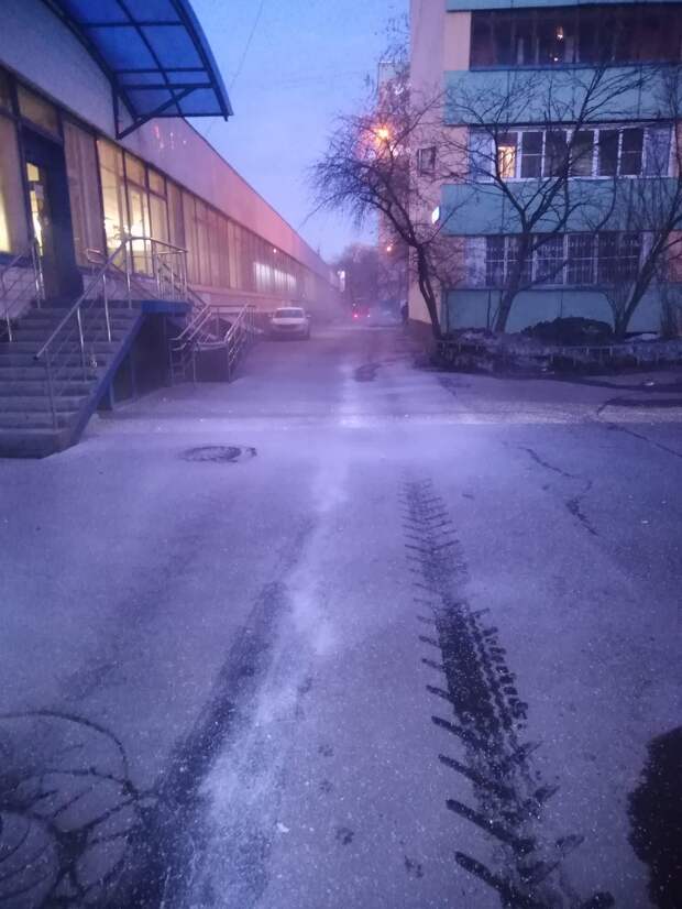 Возможно, это изображение (дорога)